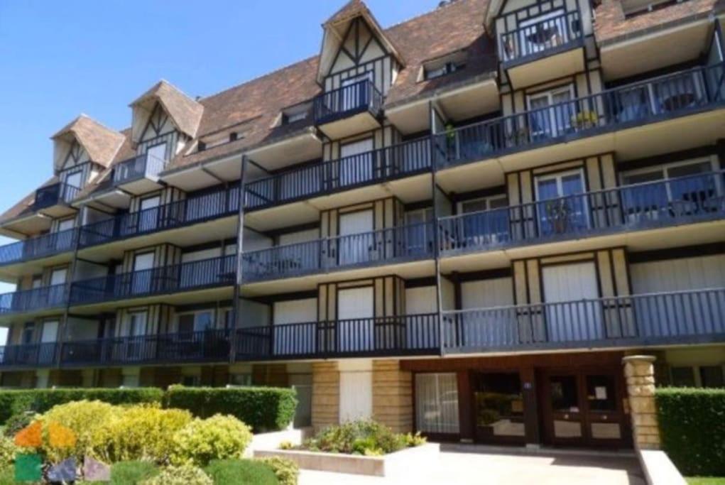 Studio Cosy Bord De Mer Et Centre Ville Pour 4Pers Deauville Kültér fotó